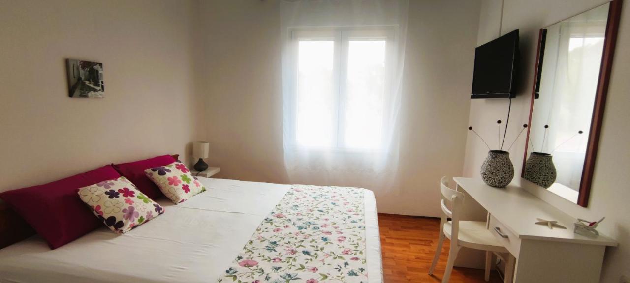 Apartments Senka Вигань Экстерьер фото